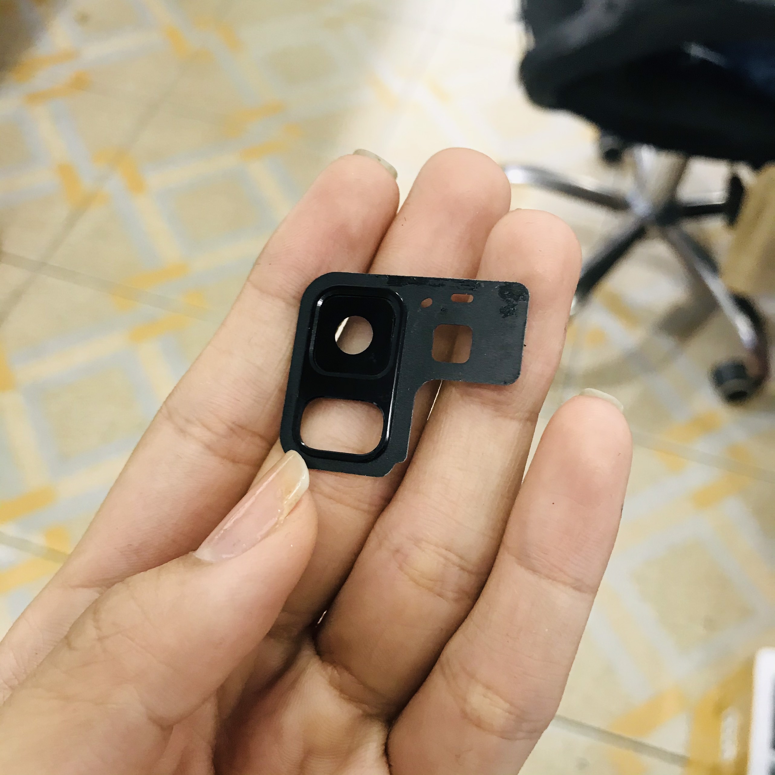 Kính camera Samsung A8 chính hãng , bảo hành lỗi