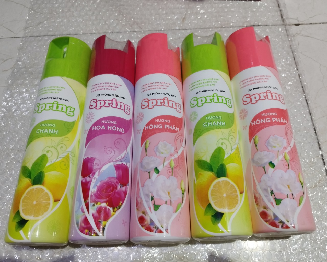 CHAI LỚN 400ML XỊT PHÒNG SPRING THƠM LÂU.