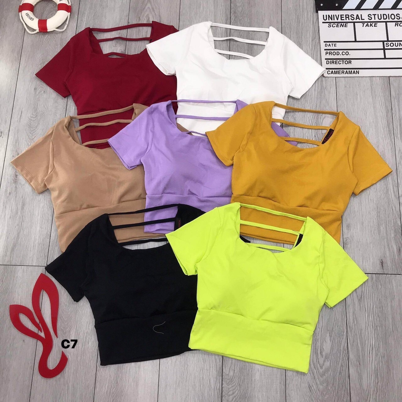 [HCM]ÁO THUN CROPTOP HỞ LƯNG ĐAN DÂY