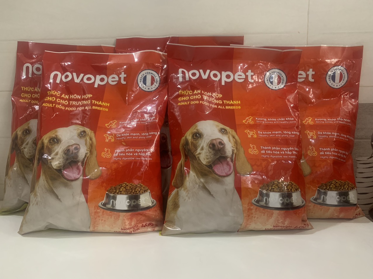Hạt Thức Ăn Cho Chó Novopet 400g