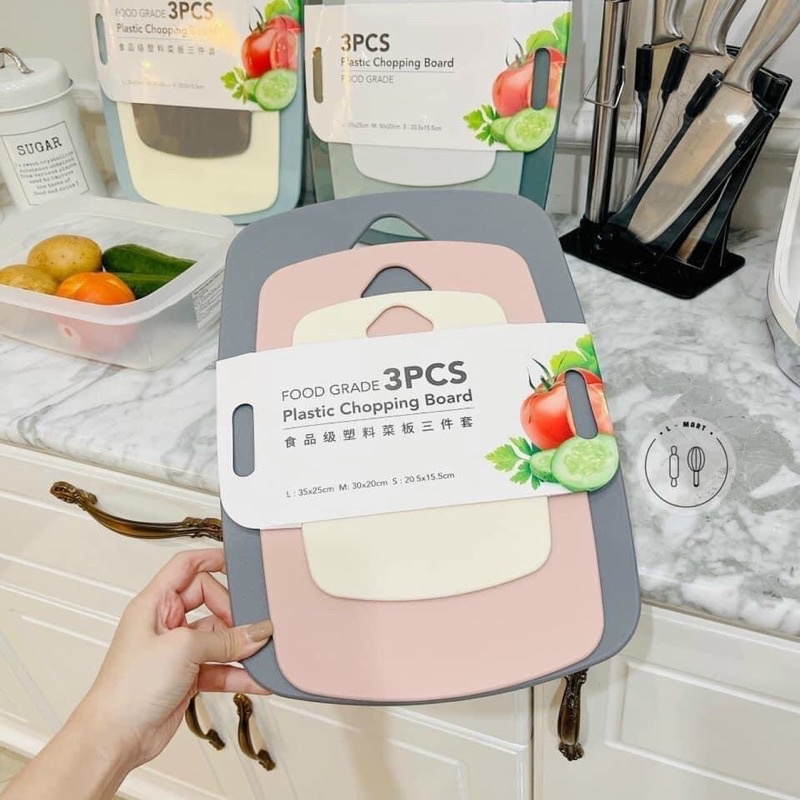 Set of 3 Antibacterial Plastic Cutting Boards