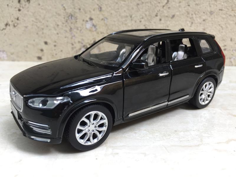 [HCM]Mô hình xe Ô tô VOLVO XC90  1:32