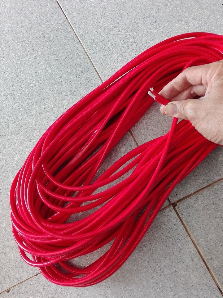 dây điện đôi dẹp 2 lớp vỏ Daphaco 2.5 cuộn 20m