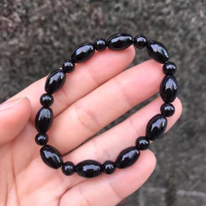 VÒNG TAY LU THỐNG MÃ NÃO ĐEN 8LY