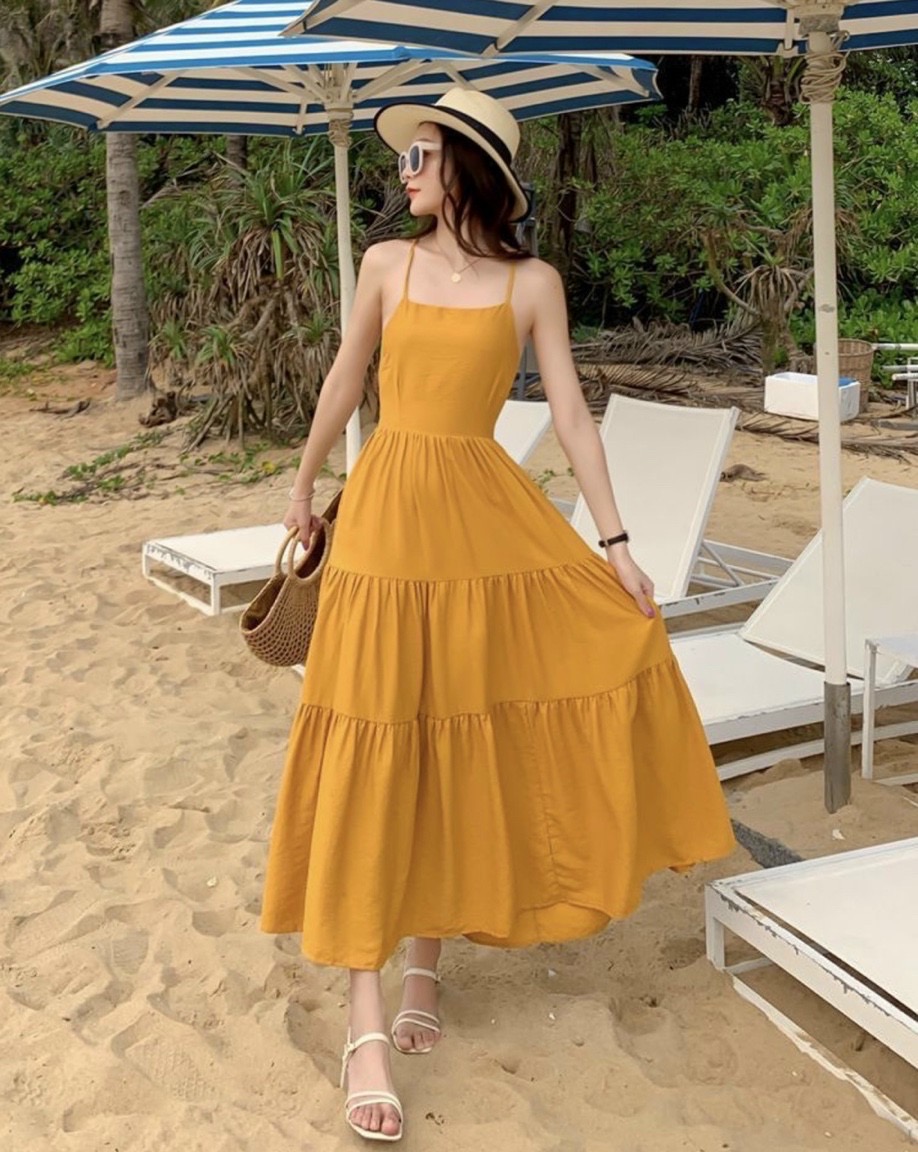 Đầm maxi vàng đan dây sau