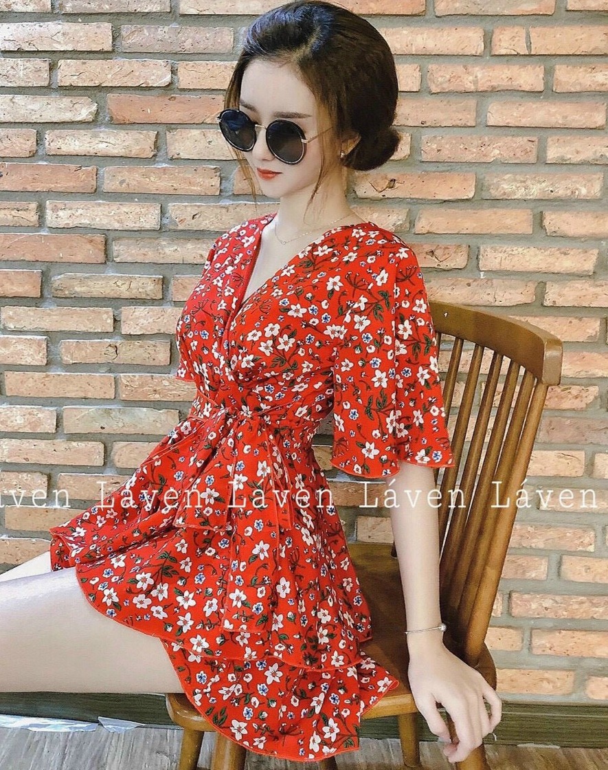 Đầm lụa hoa cổ tim tay lỡ họa tiết hoa nhí xinh xắn