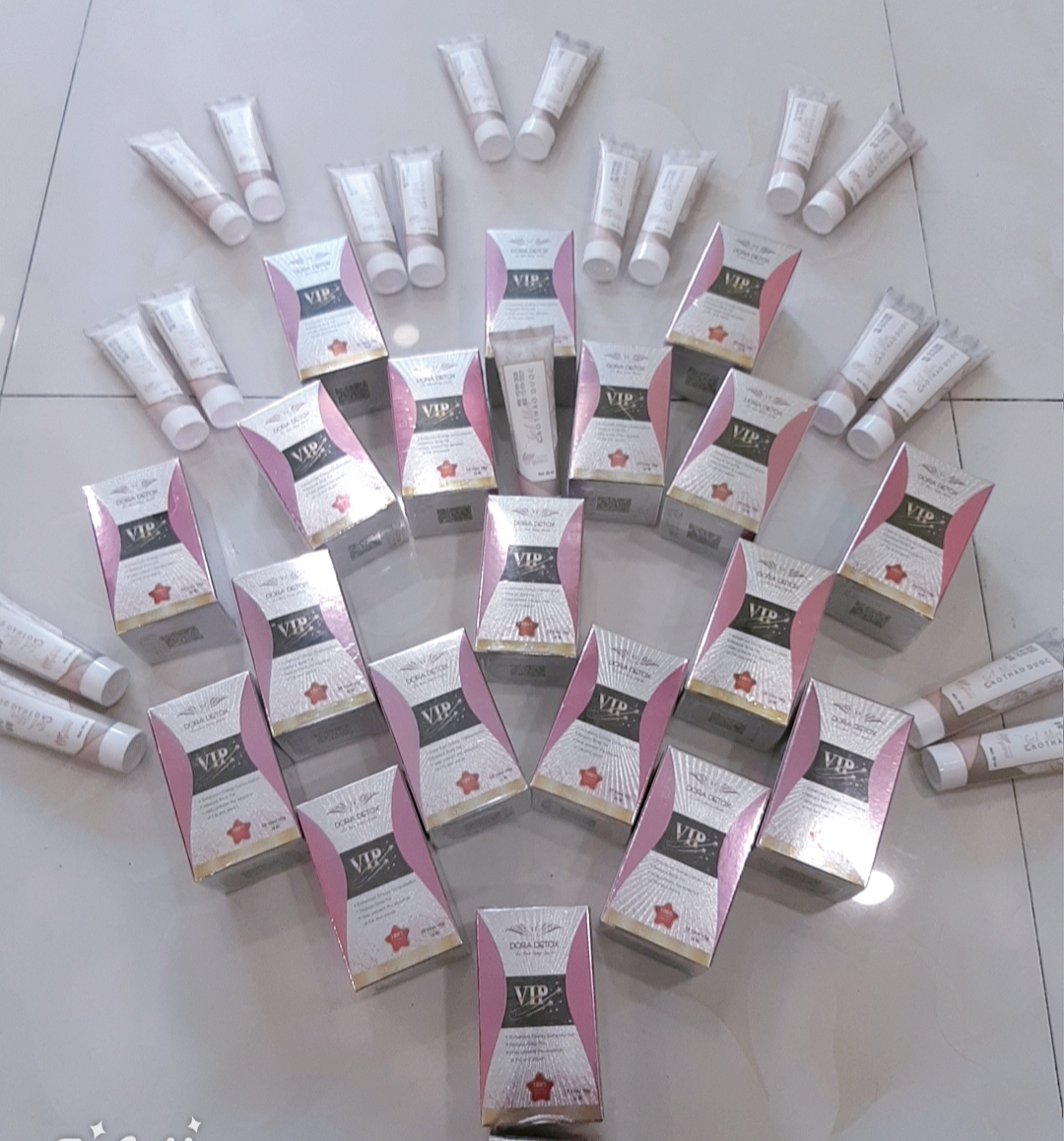 Giảm béo DORA DETOX tặng kèm tan mỡ