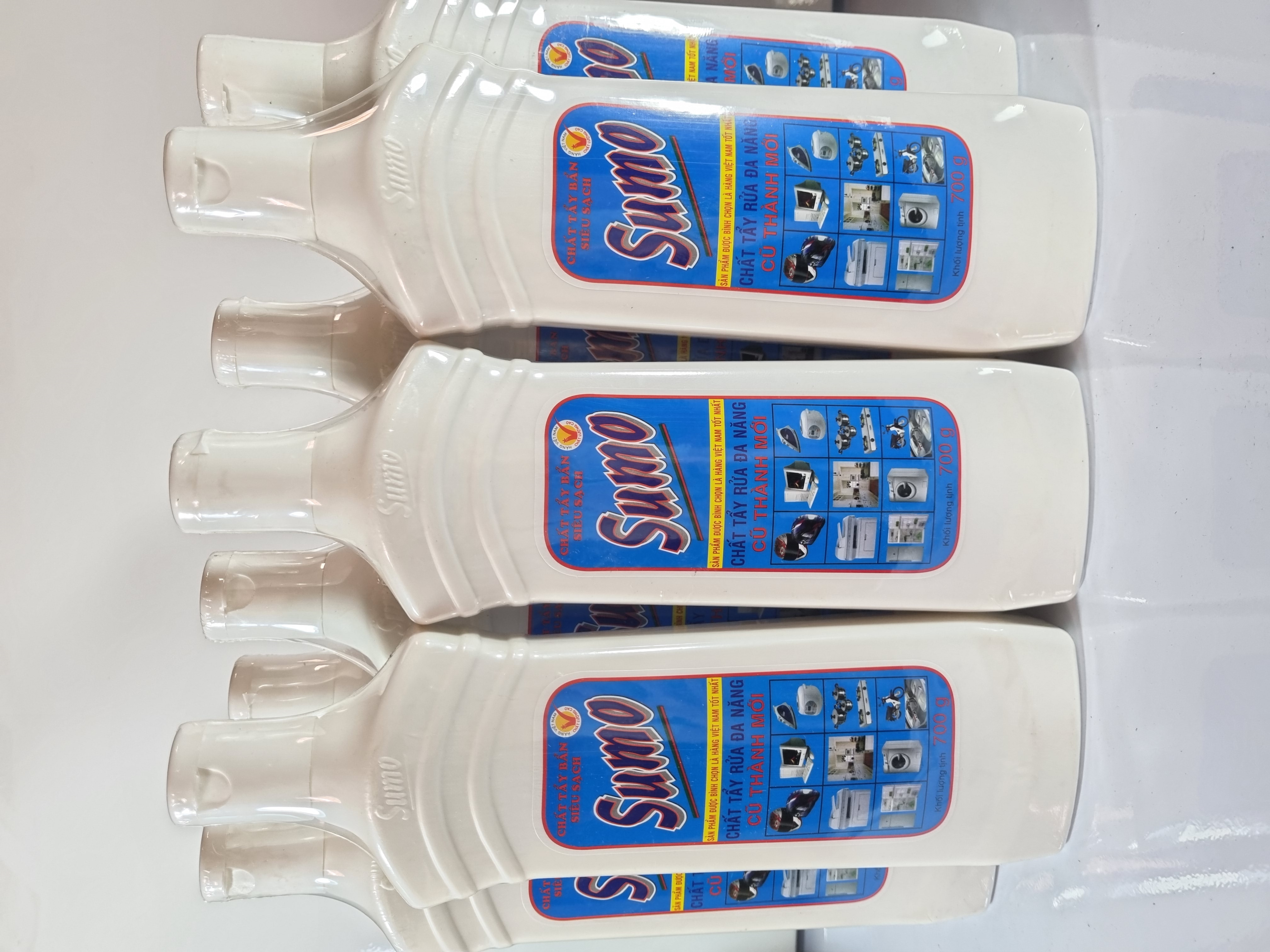 Chất Tẩy Rửa Đa Năng Sumo Chai 700g
