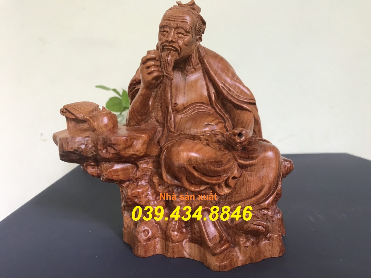 Tượng gỗ đẹp. Thần Trà Lục Vũ cao 15cm