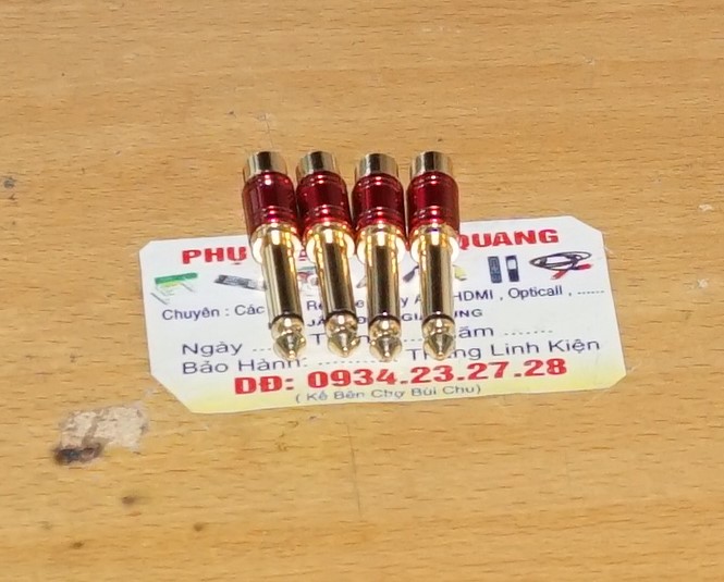 combo 4 jack chuyển 6ly ra av mạ vàng tốt ( 4 cái y hình )