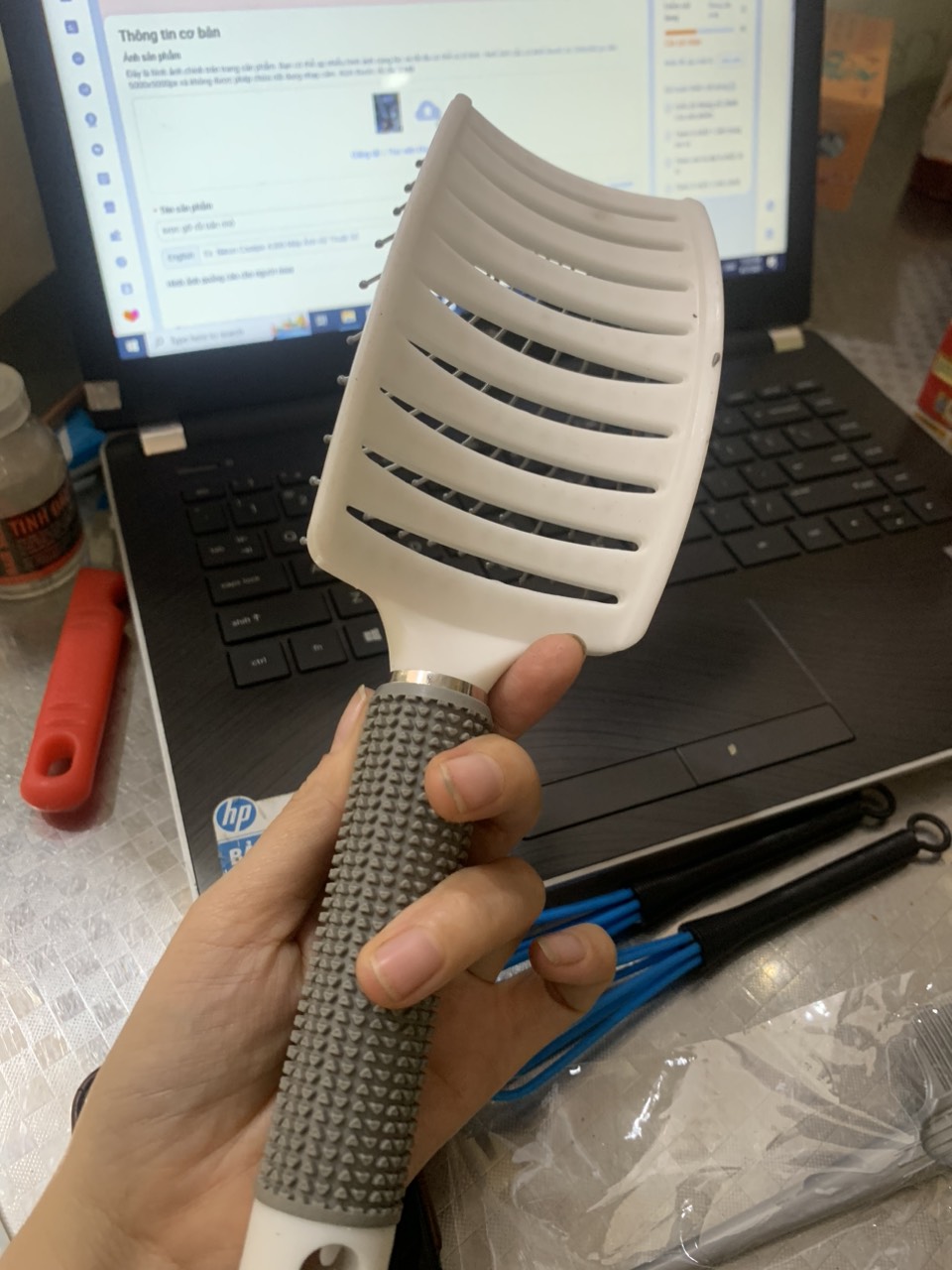 Luợc gỡ rối bản trung