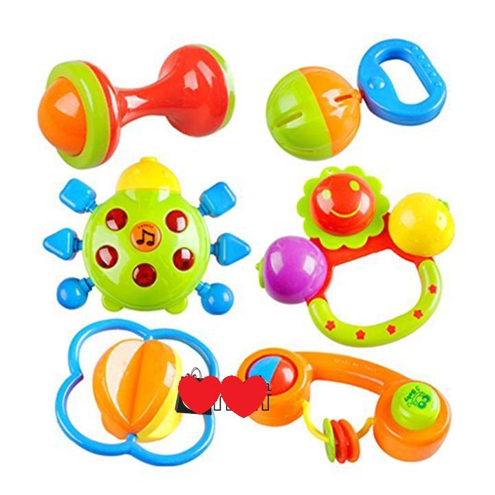 Bộ 7 món đồ chơi xúc xắc cho bé ngộ nghĩnh