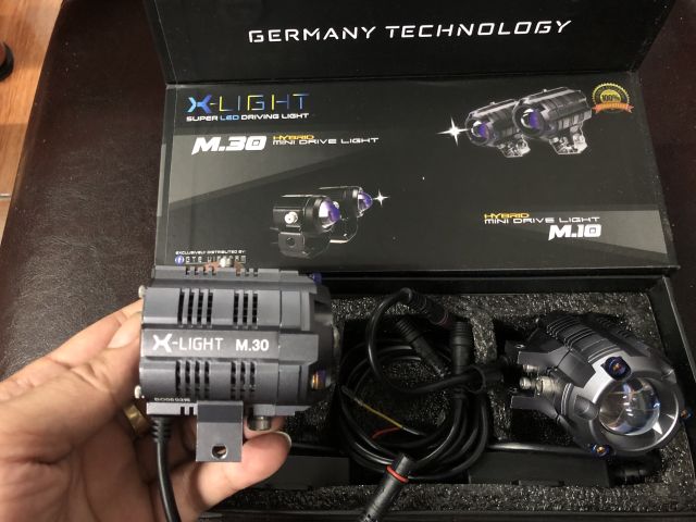 Đèn trợ sáng X-Light M30