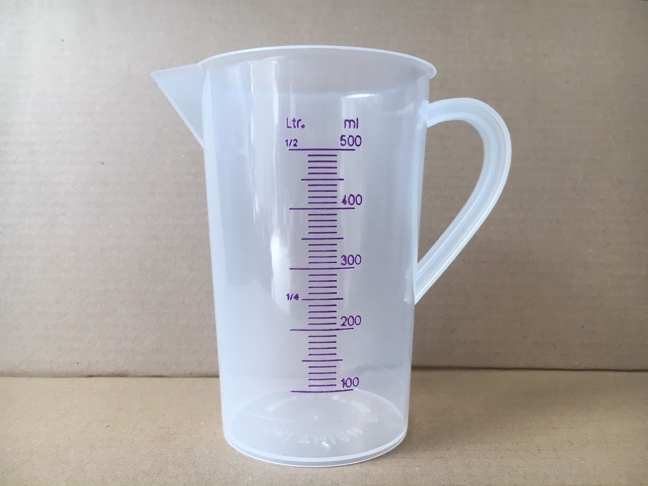 [HCM]ca đong lường nhựa (500ml)
