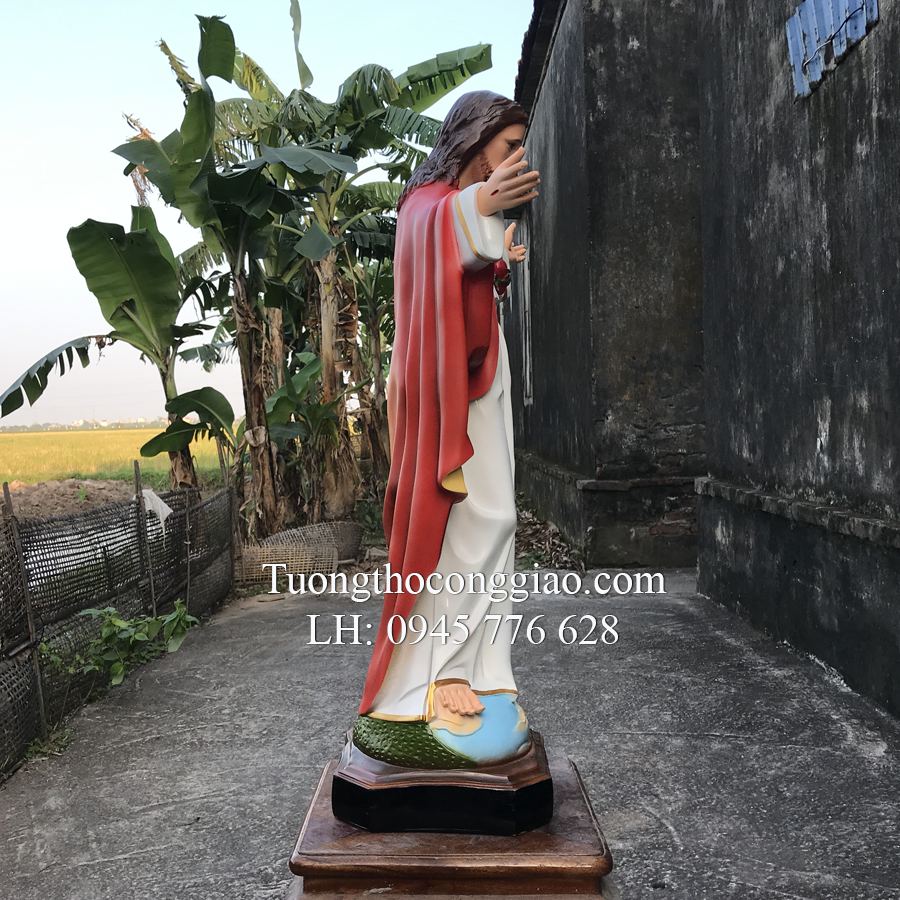 Tượng Chúa Kito Vua 80cm composite