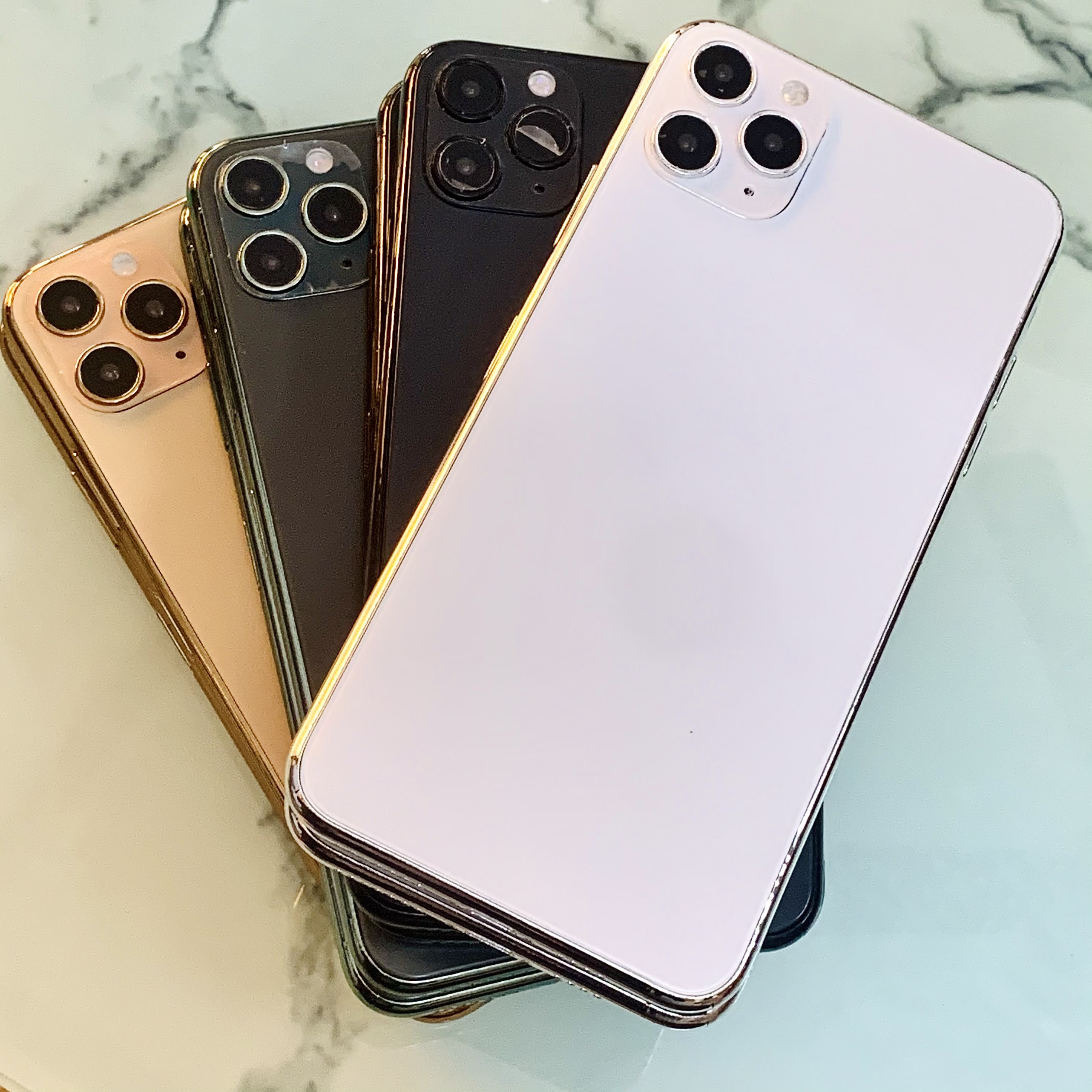 Mô hình iP 11 Pro Max trưng bày cực đẹp