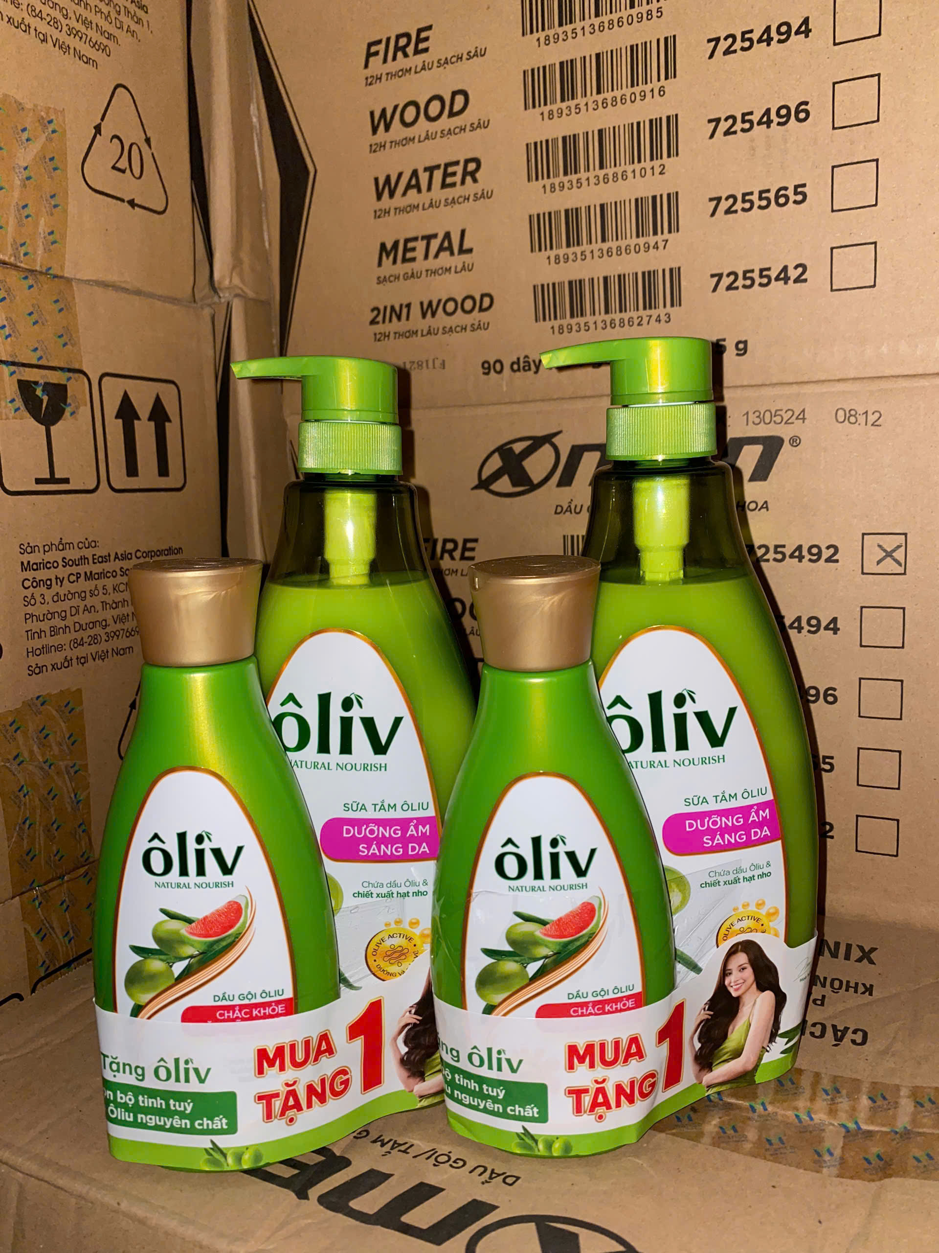 Sữa Tắm Dưỡng Ẩm Oliv Purite Provence Chai 650ml tặng kèm chai dầu gội 165ml
