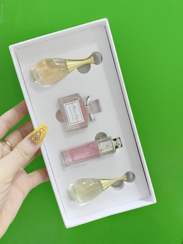 SET Nước hóa Dior 5ml 4chai