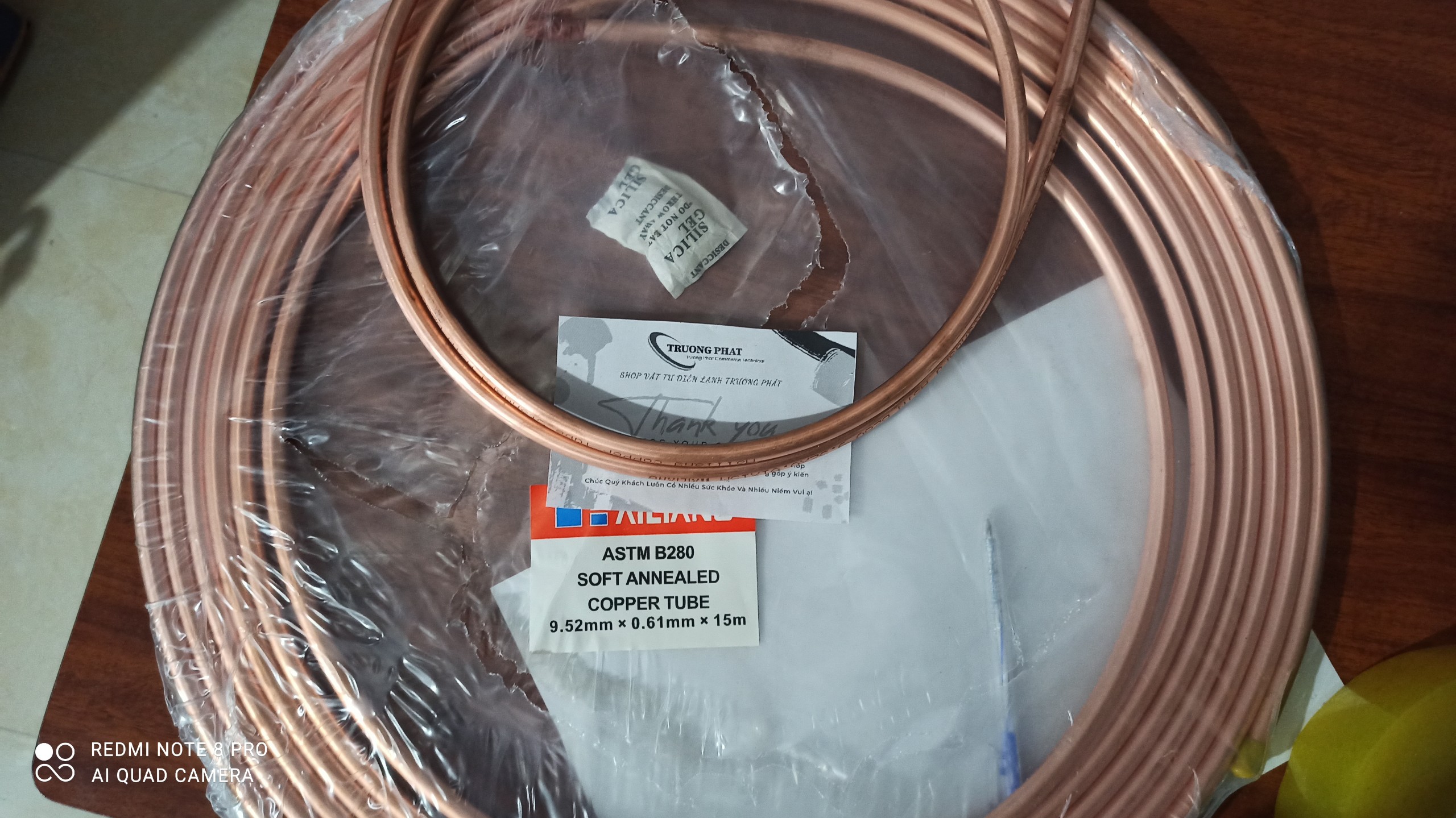 Ống Đồng Máy Lạnh Phi 6,35 đến Phi 15,88 Hailiang dày 0,61mm ( 1 mét )