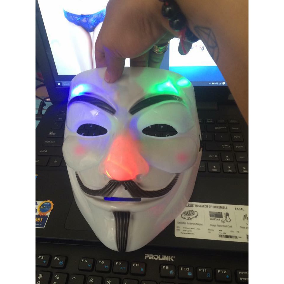 - mặt nạ hacker vàng bạc cao cấp