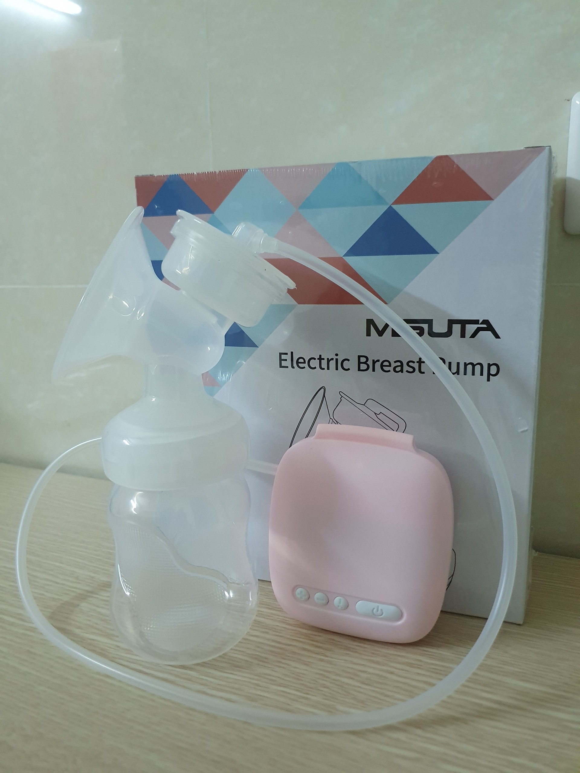 Máy hút sữa điện Misuta