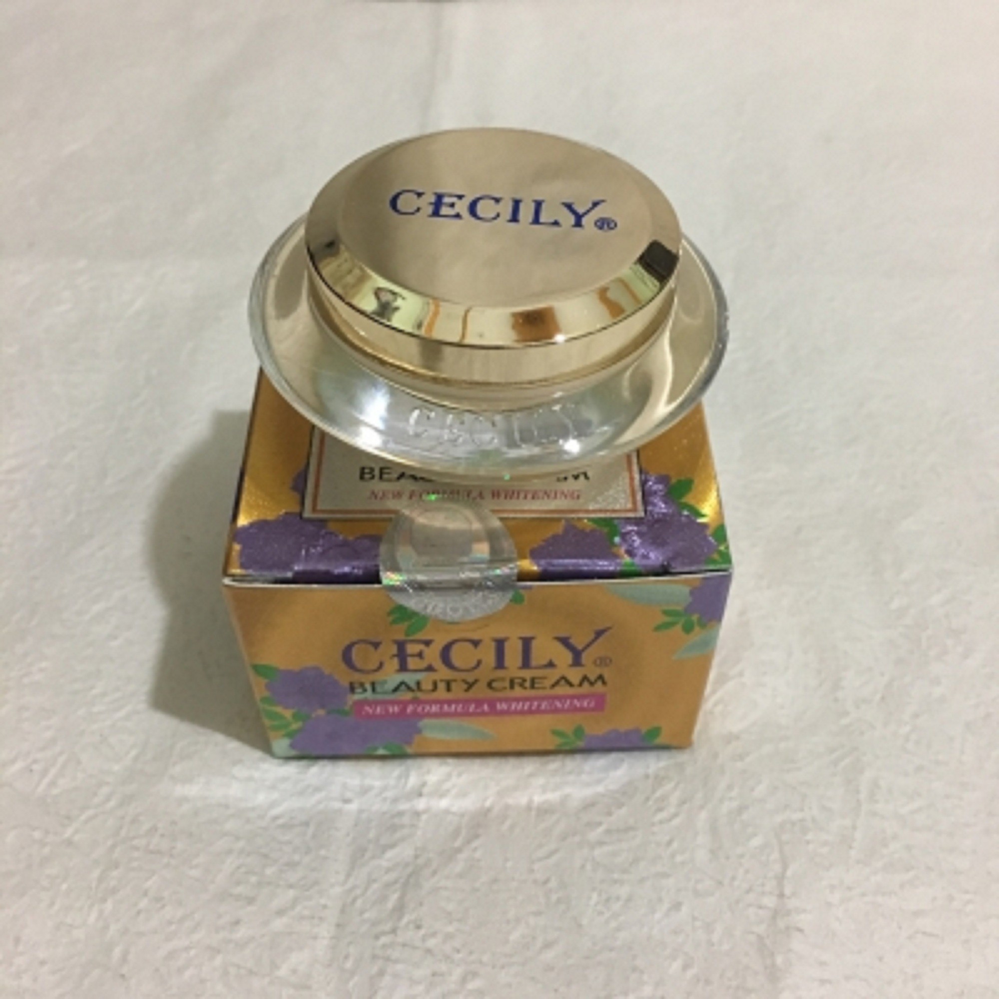 Kem CECILY Trắng da trị nám tàn nhang đồi mồi 16g Đài Loan
