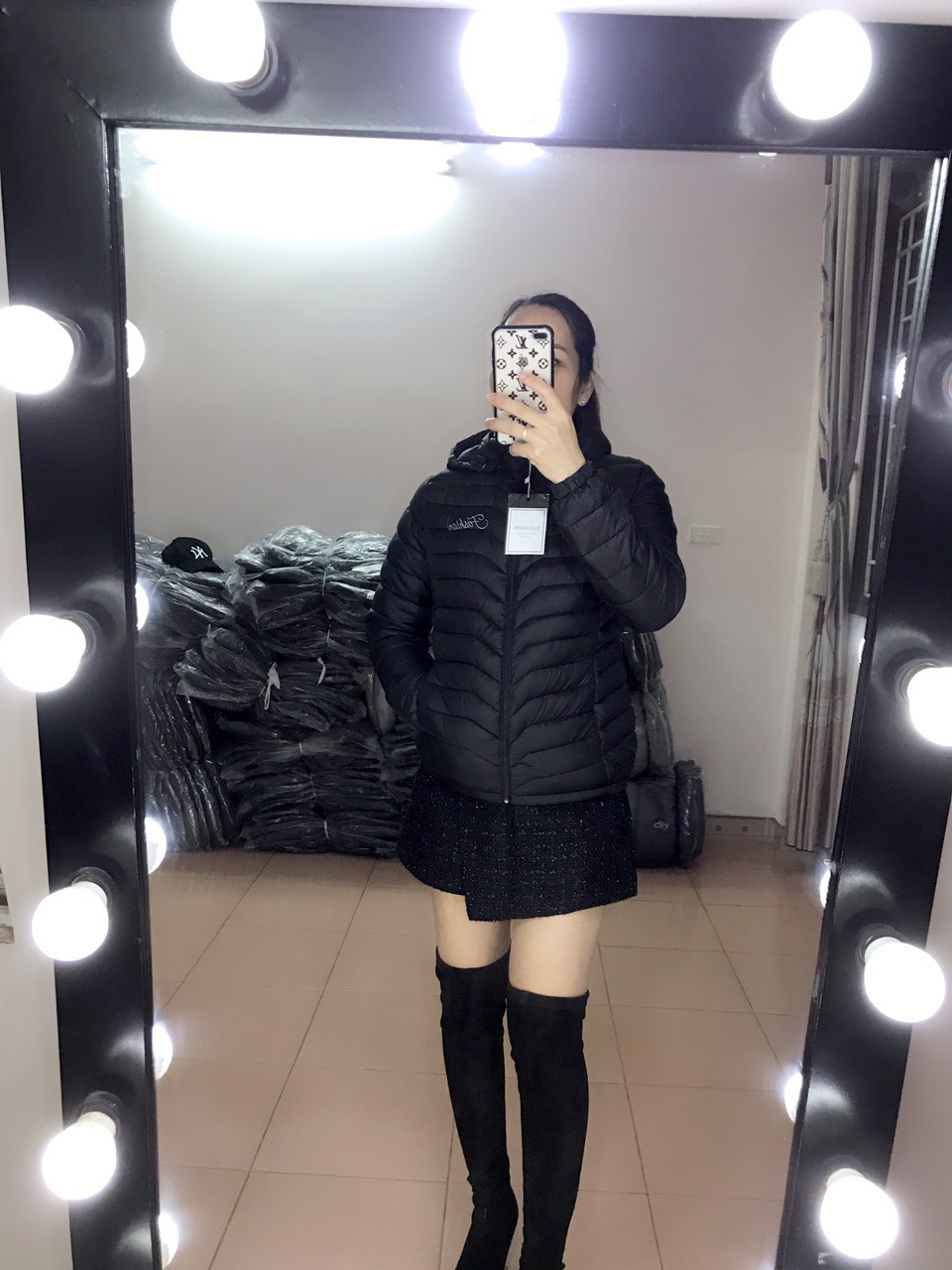 áo phao lông vũ siêu nhẹ siêu ấm về đủ mầu đủ size các bạn nhé