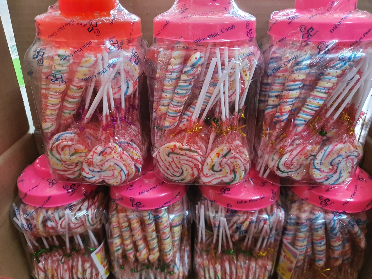 Kẹo Mút Cầu Vồng candy  Việt Nam-1hủ 50que