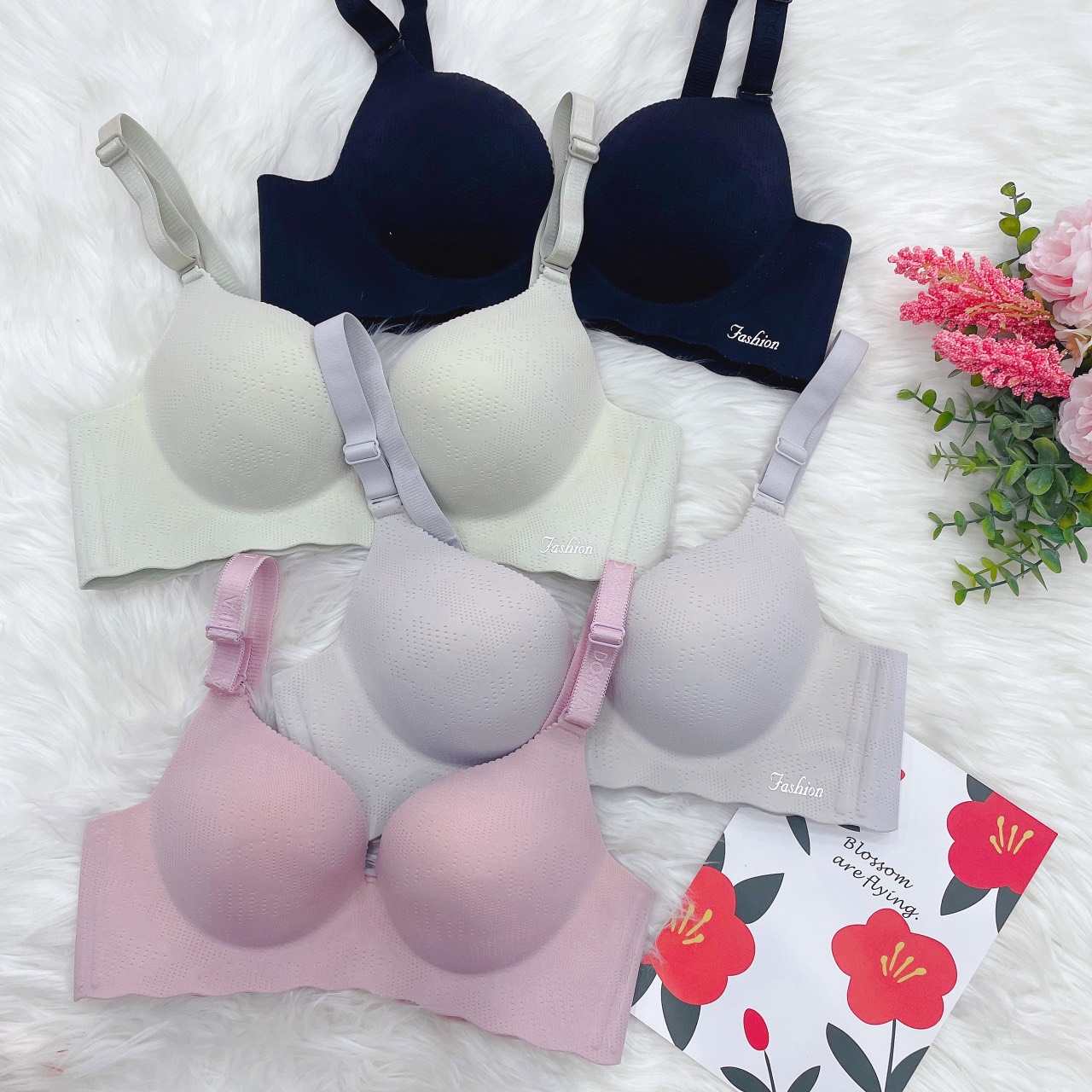 ÁO NGỰC SU TRƠN SIÊU NÂNG 6P (FOM NHỎ)