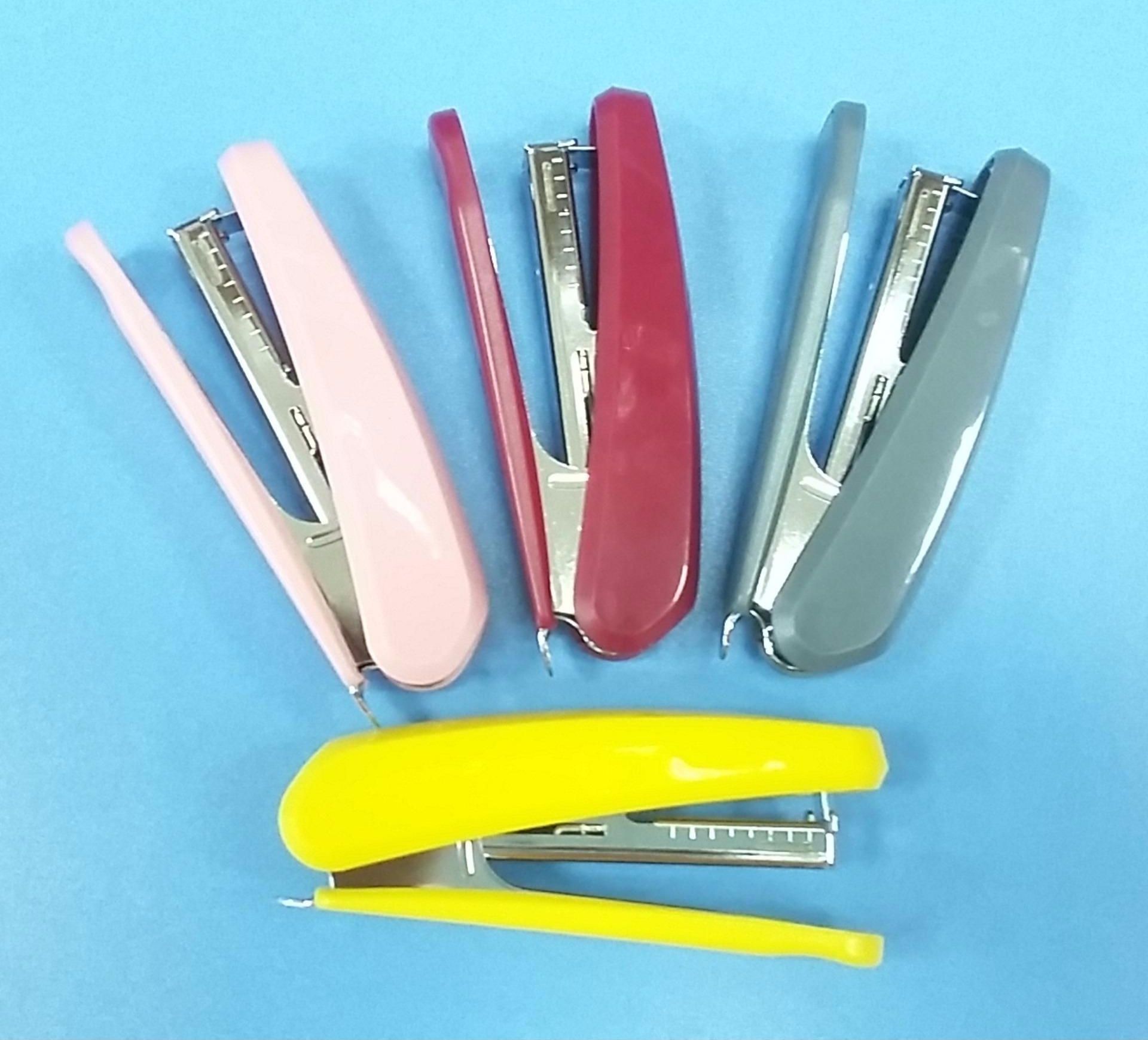 Máy Bấm Kim 10 Double A ST-10SA, bấm được 20 tờ