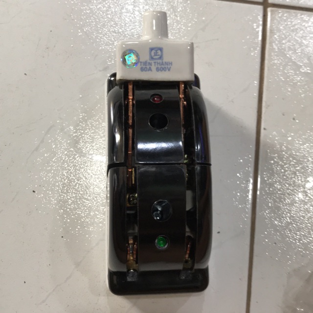 Cầu dao 2P đảo chiều cao cấp Tiến Thành