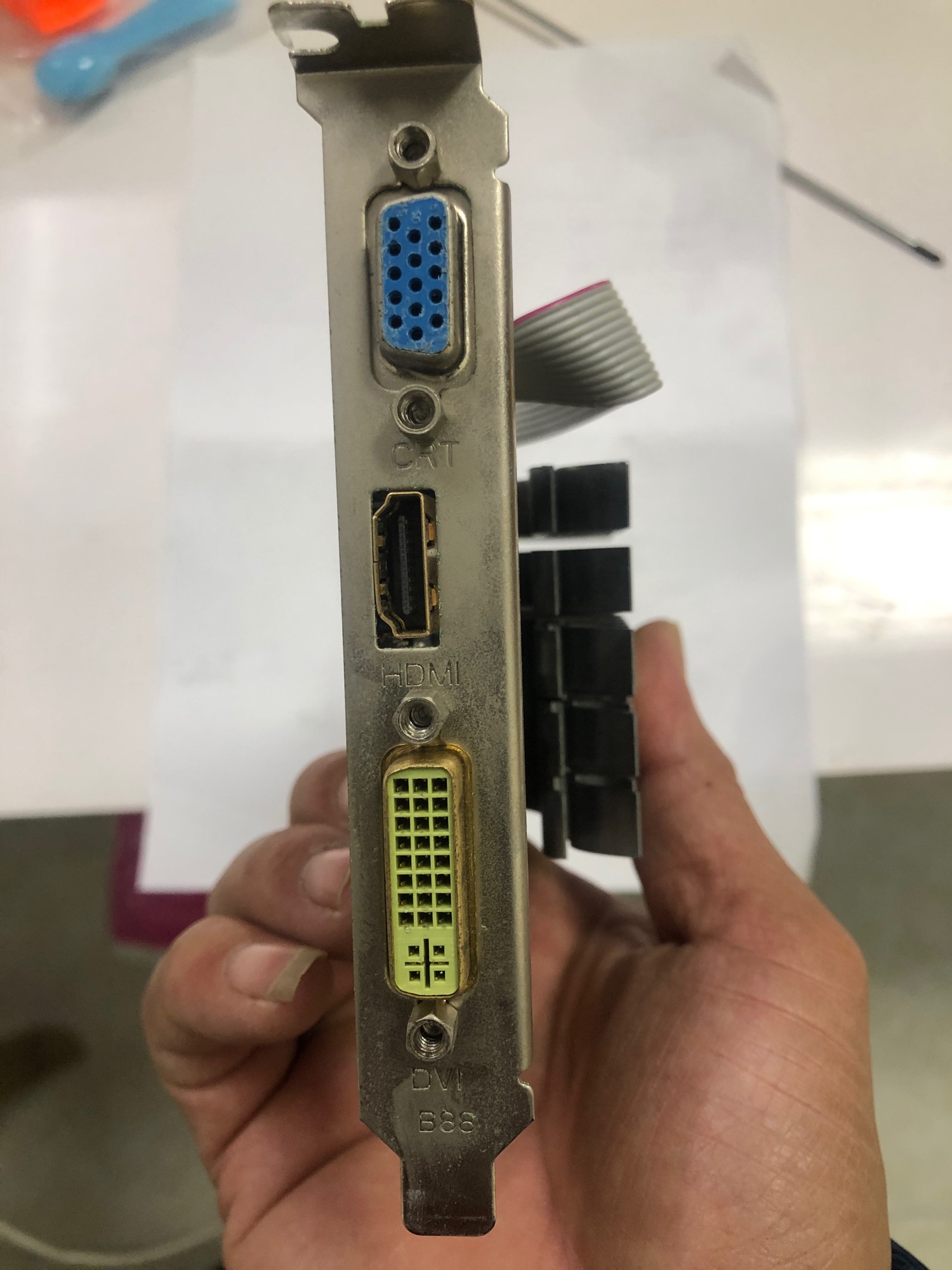 vga gt520 1gb 64pit ddr3