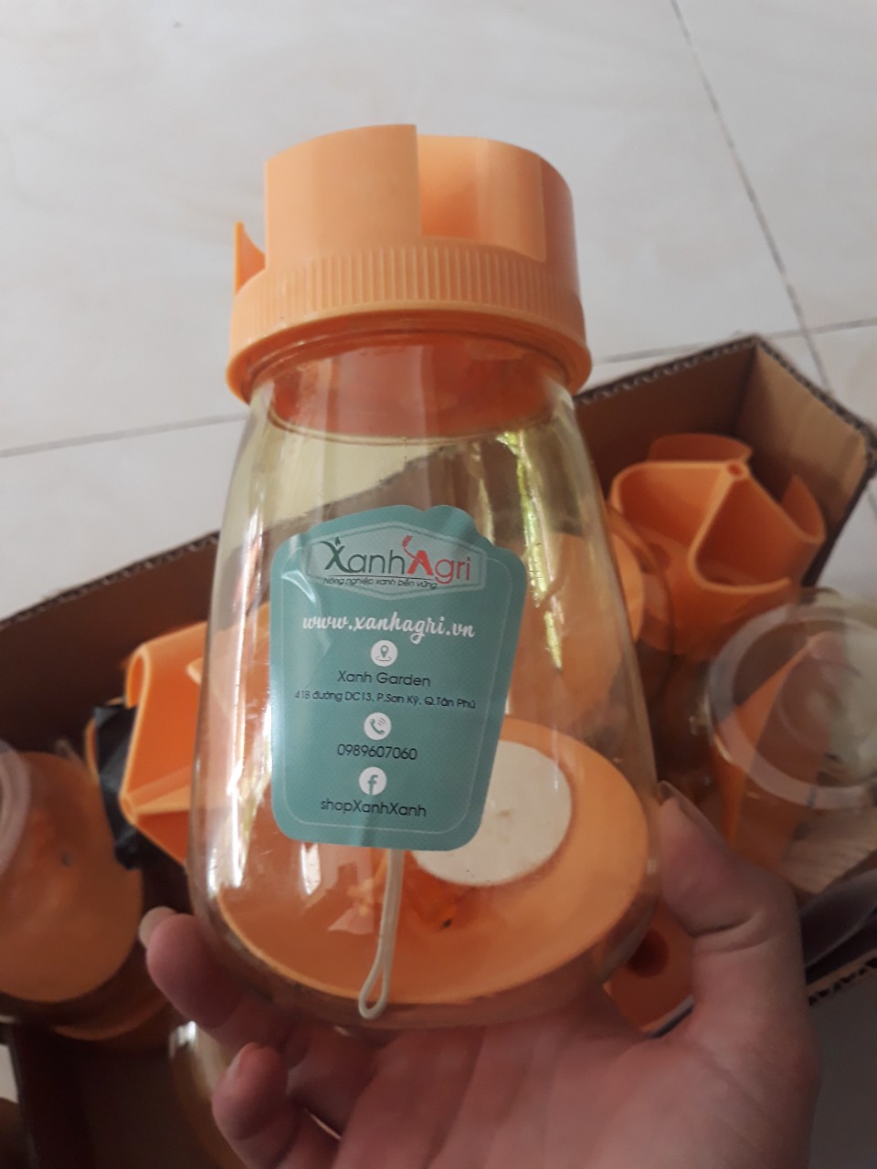 [HCM]combo 2 bộ Dụng cụ bẫy dẫn dụ ruồi vàng  kèm 2 ống chất dẩn dụ