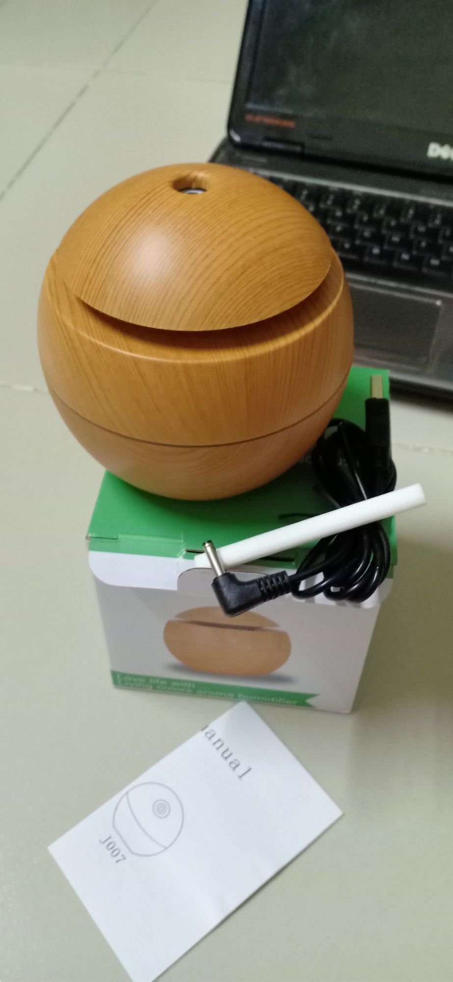 Máy xông tinh dầu vân gỗ mini tiện dụng