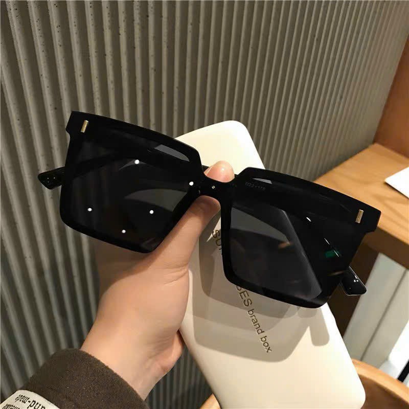 Mắt kính râm thời trang gọng vuông nam nữ unisex - Bự Store