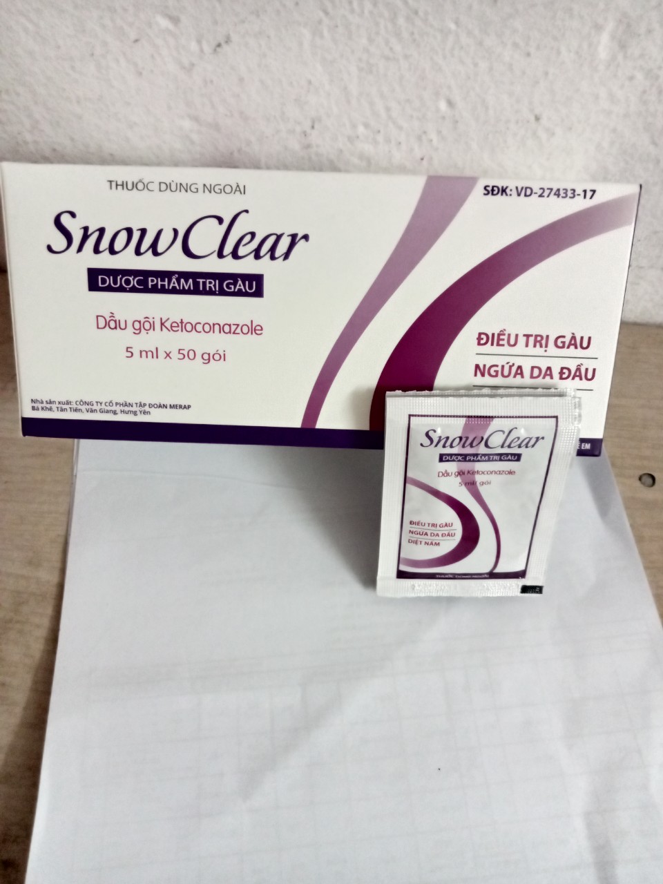 Dầu gội Snow clear dạng gói (hộp 50 gói x 5ml)
