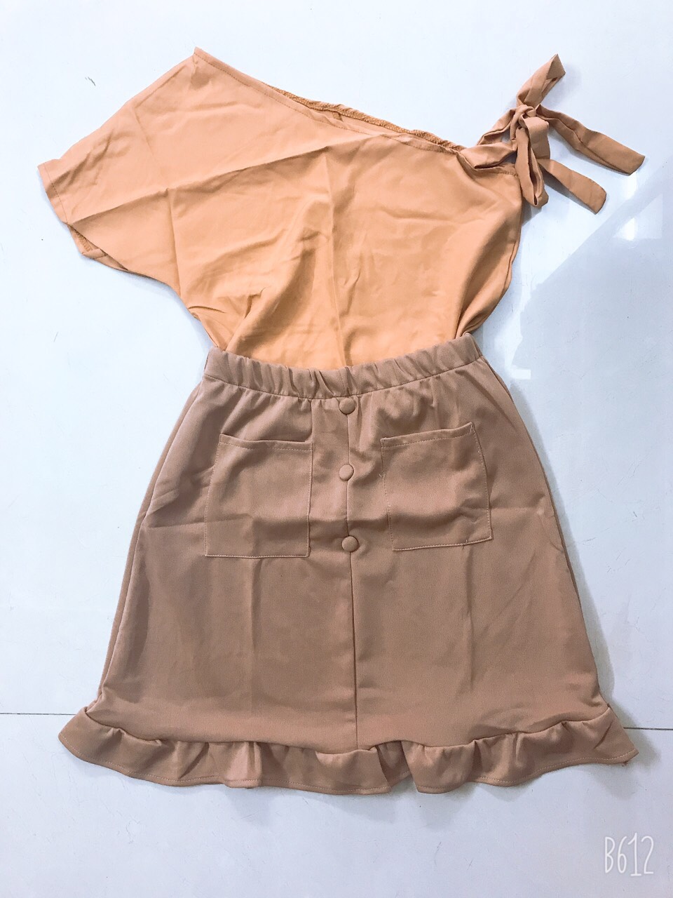 [HCM]Sét Áo lệch vai + chân váy quá đẹp
