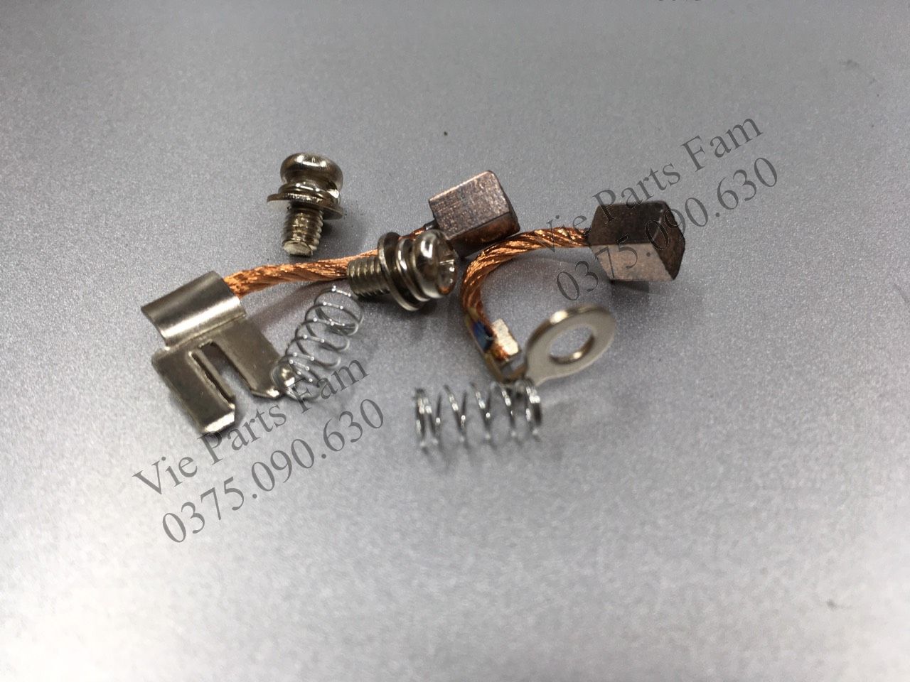 Bộ chổi than đề xe máy Yamaha Sirius (Hàng tốt)