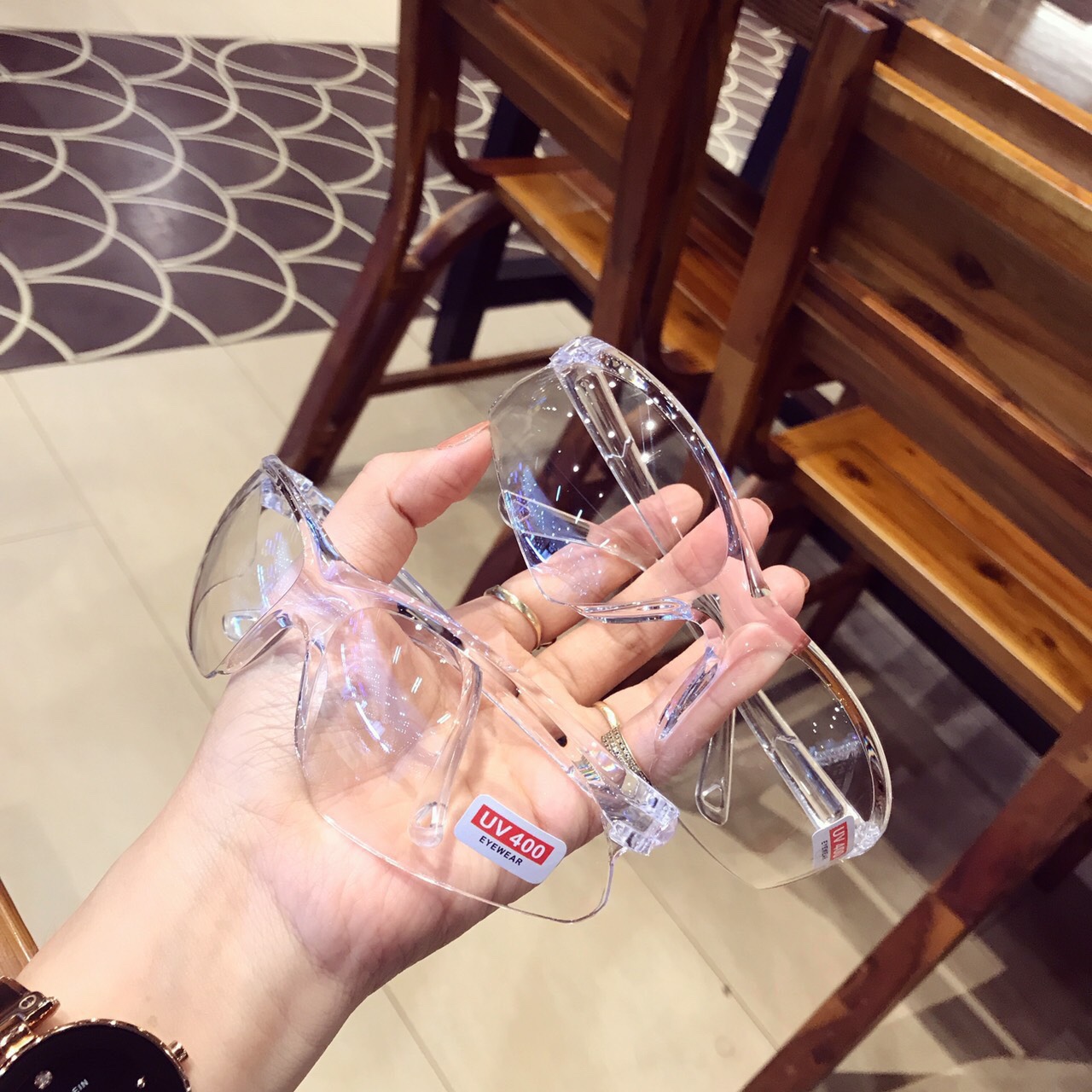 Mắt kính nam nữ bảo vệ mắt khỏi Virus vi khuẩn trong mùa dịch giúp phòng chống hiệu quả Corona - Mắt kính chống tia UV