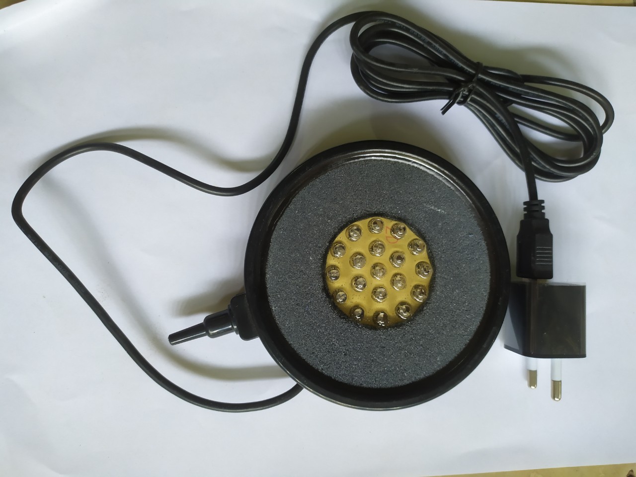 [HCM]Dĩa sủi oxy có đèn Led cho bể cá cảnh.
