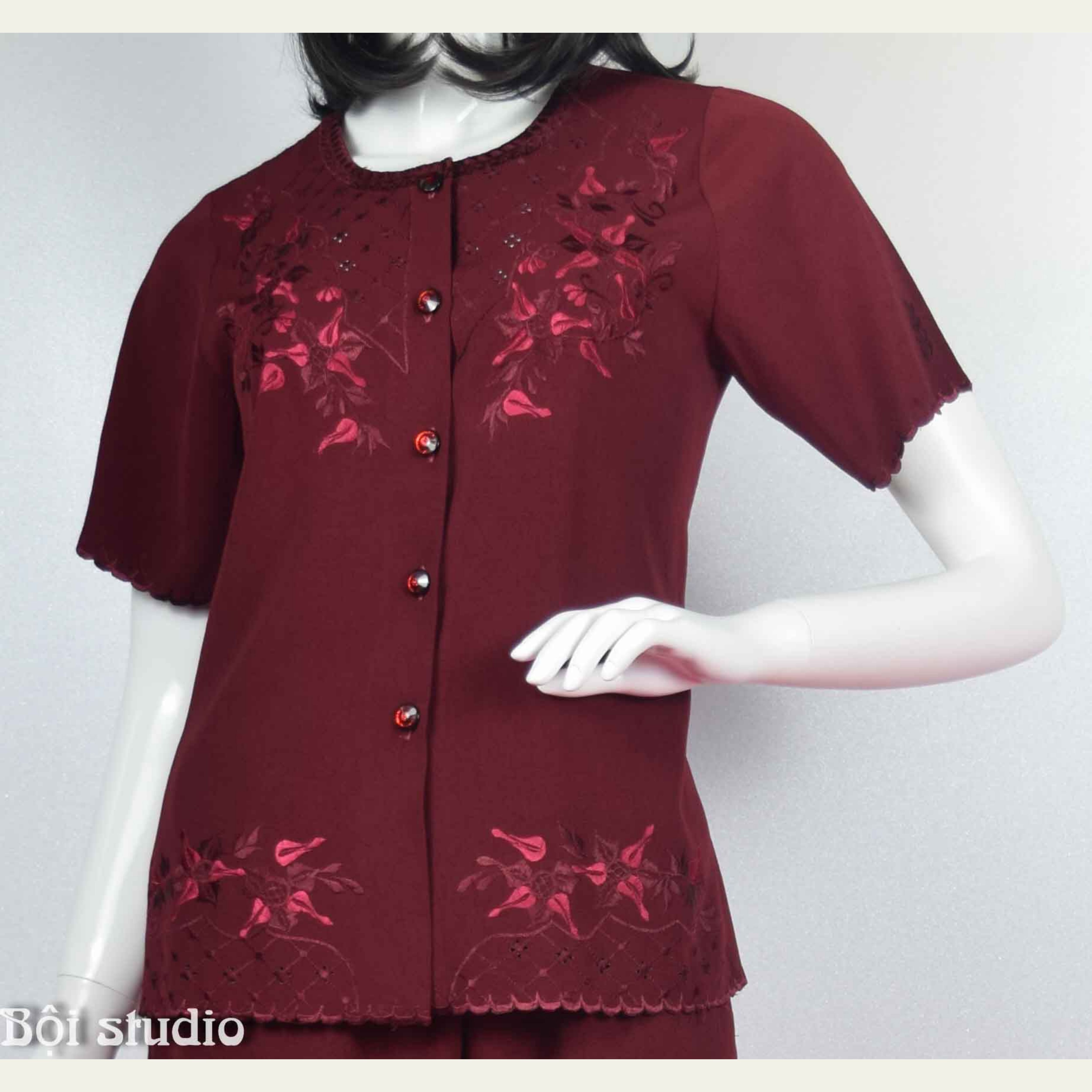 [HCM]Quà cho Bà Quần Áo Lụa Cotton Thêu Đẹp ( Quần Dài - Tay Ngắn ) NATR - Dỏ Đô 29