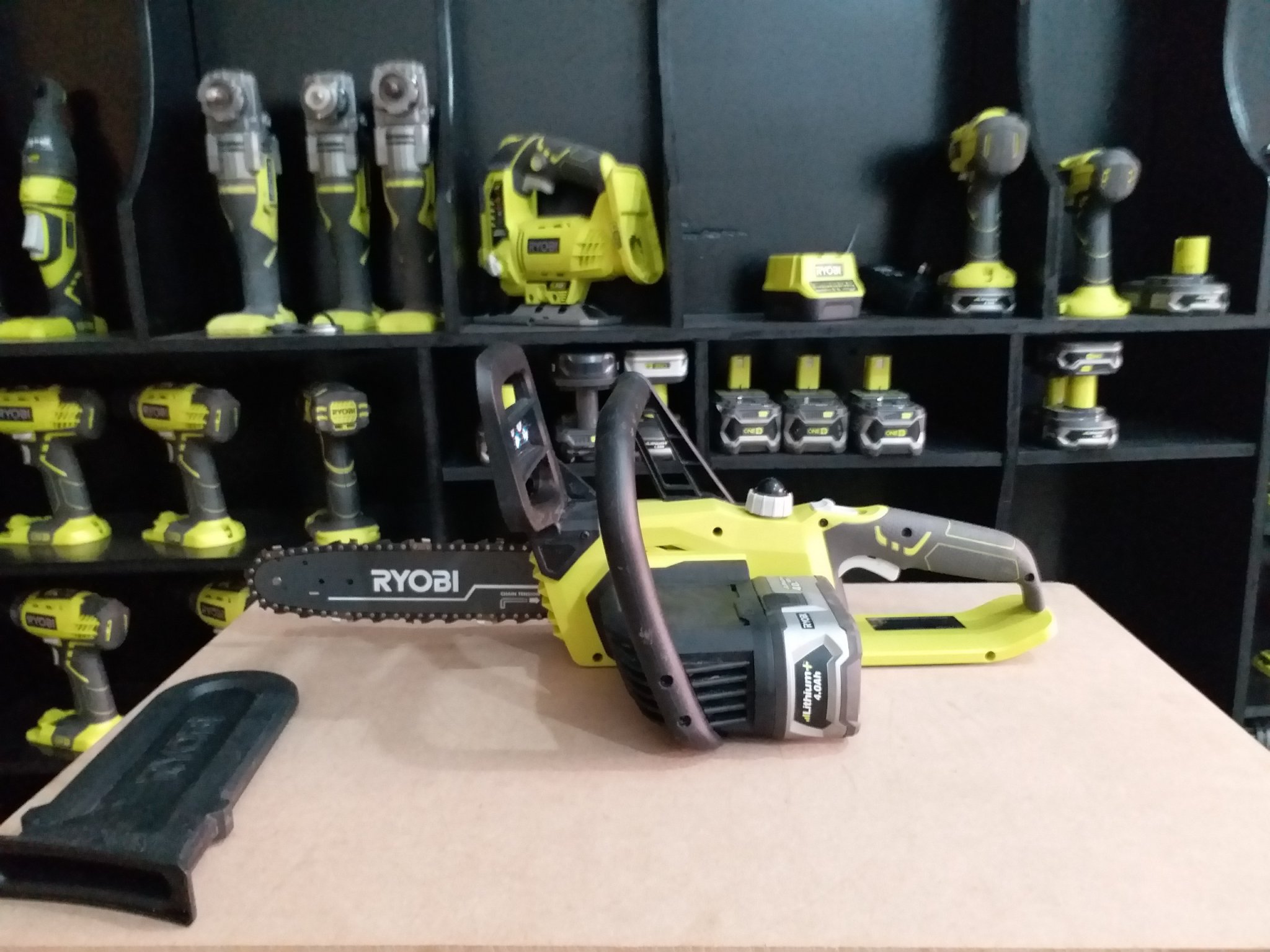Combo Máy Cưa Xích Pin 18V Ryobi CCW180
