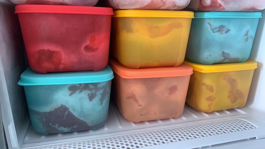 Set 4 hộp Tupperware trữ đông 700ml, set rainbow (hàng có sẵn)