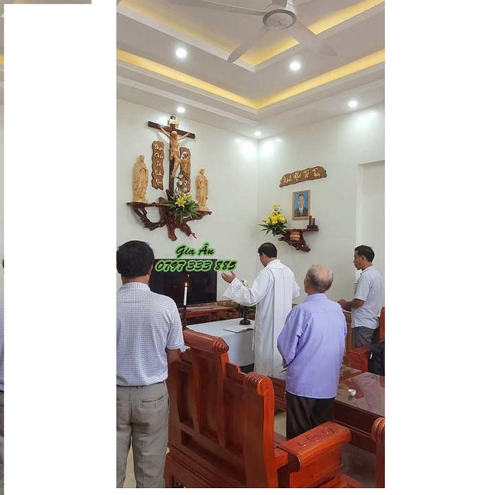 bàn thờ Công Giáo mẫu liền gỗ gõ đỏ LB6