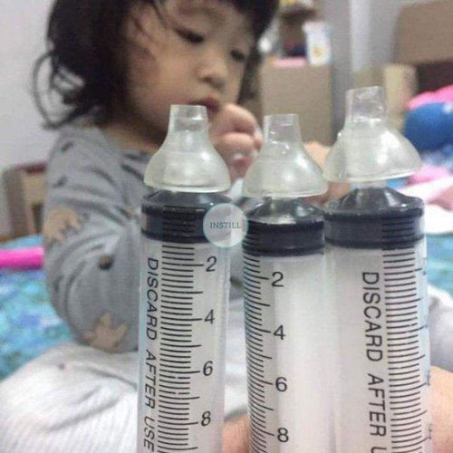 Bộ 2 núm rửa mũi slicon siêu mềm và xilanh cho bé