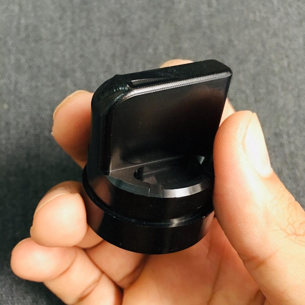 HOT-NÚM CNC GẮN CHO CÁC LOẠI XE XÀI KHÓA SMARTKEY (MÀU ĐEN)