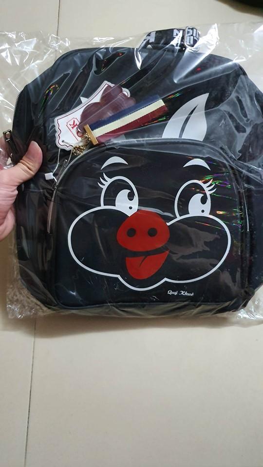 ba lô đen VNXK