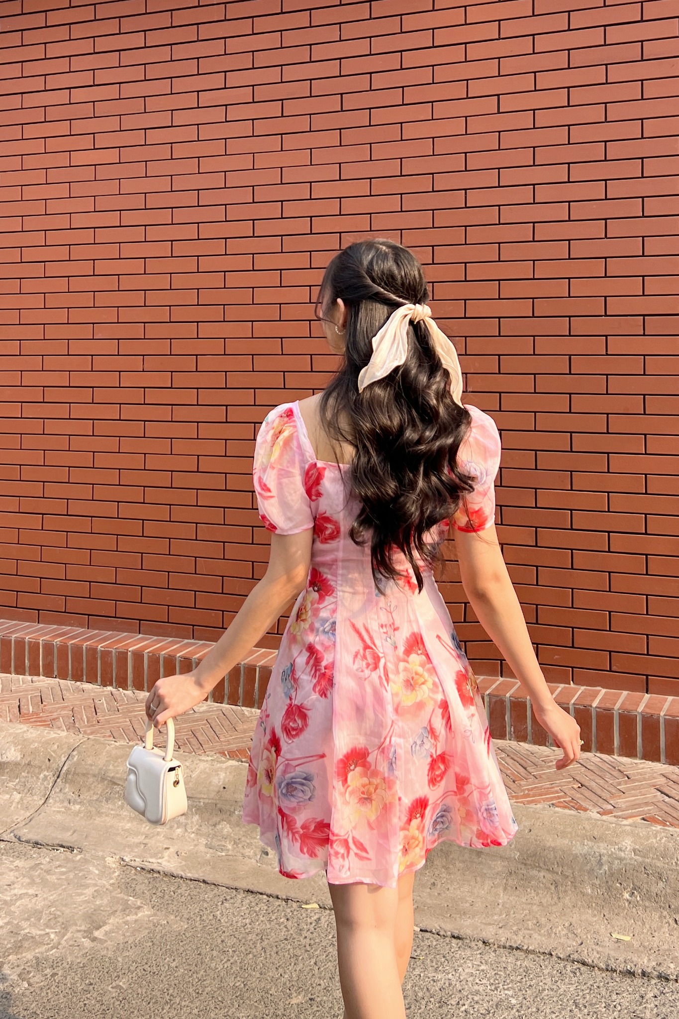 OLV - Đầm Rosaca Square Neck Dress