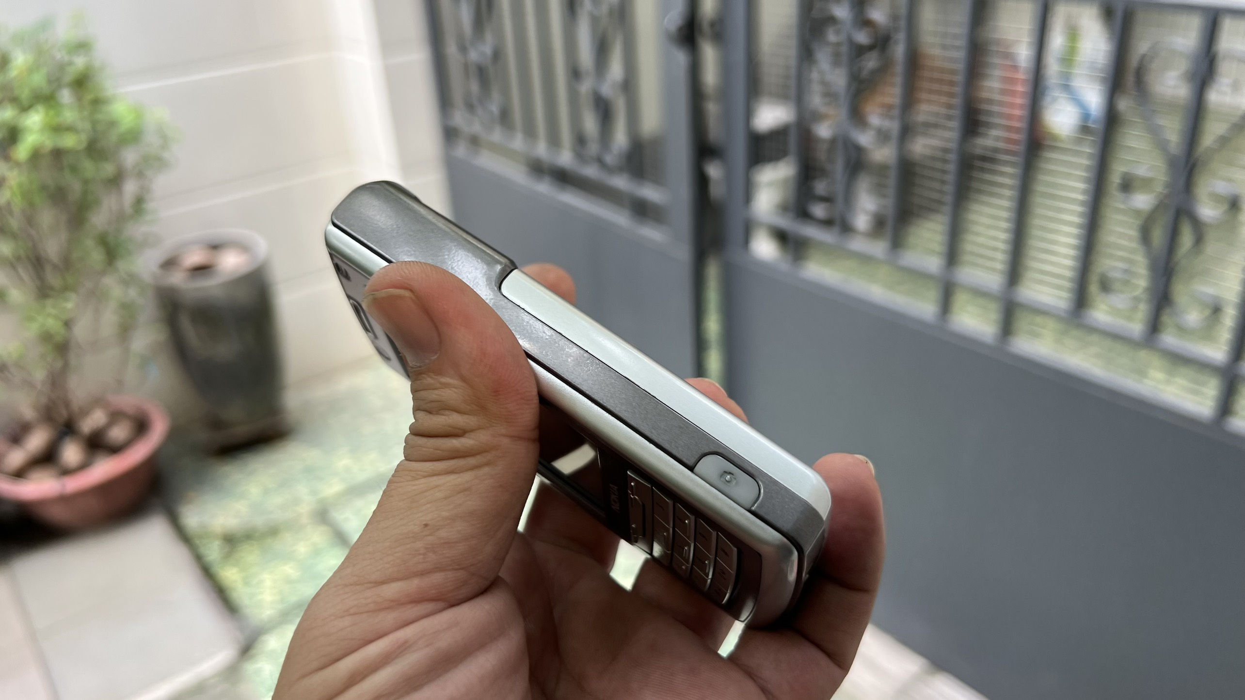 Lk Điện thoại nokia 6708 chính hãng