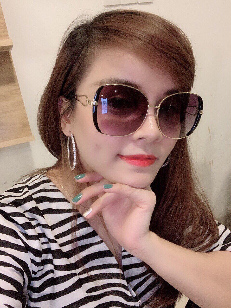Kính mát nữ cao cấp đẹp nhât
